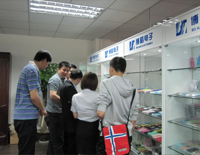 華為公司來我司參觀洽談業務